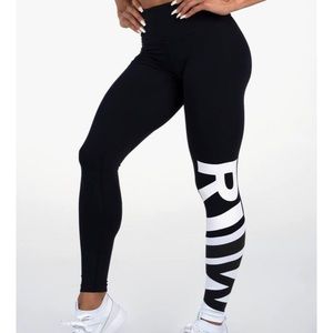 NWOT Black & White Ryder Wear Leggings